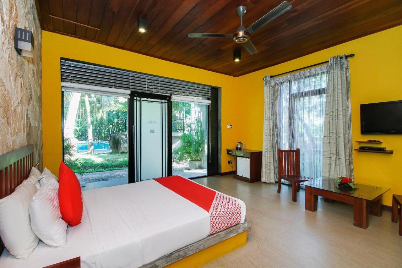 Oyo 471 Randiya Hotel Moratuwa Ngoại thất bức ảnh