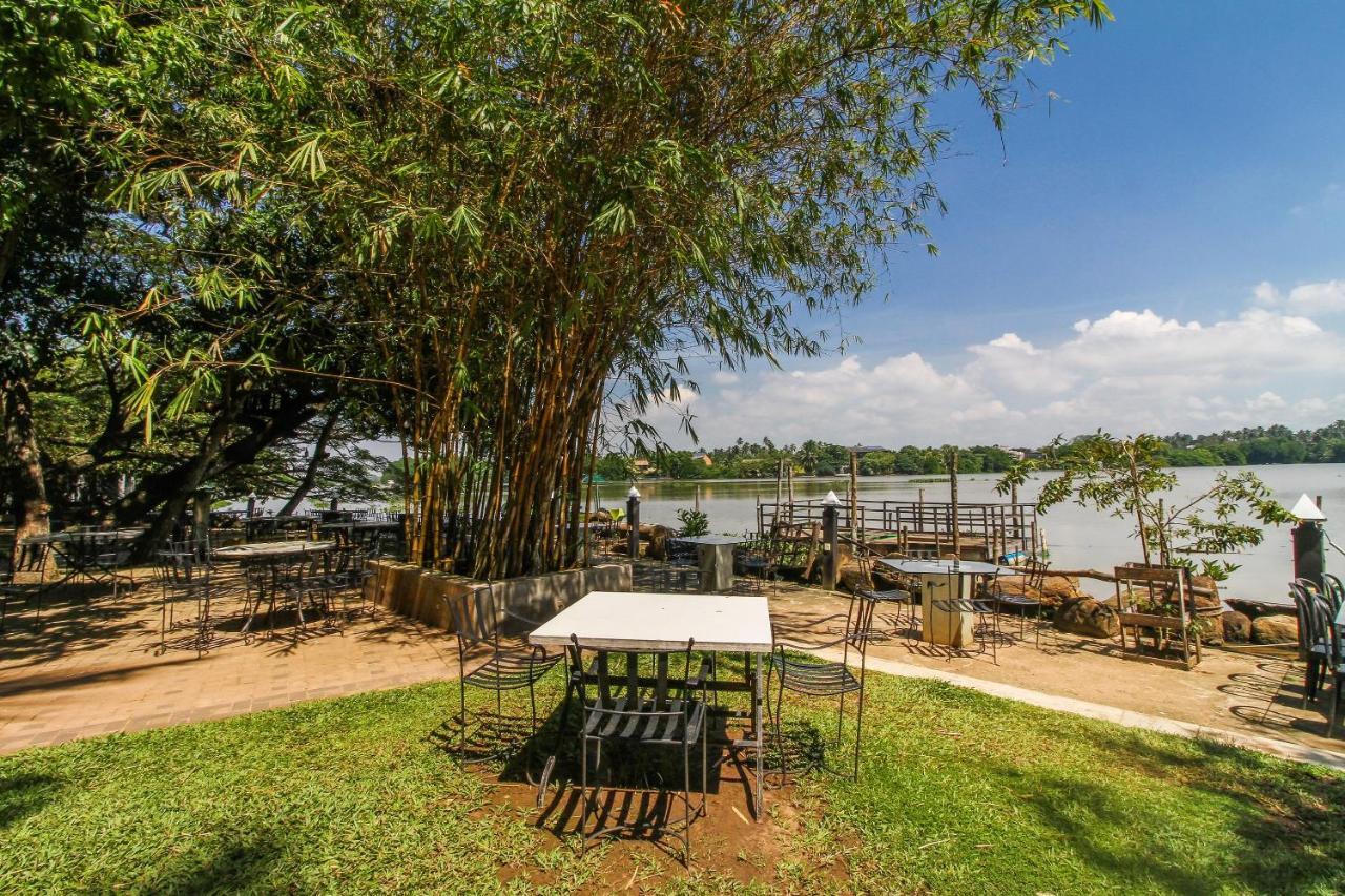 Oyo 471 Randiya Hotel Moratuwa Ngoại thất bức ảnh